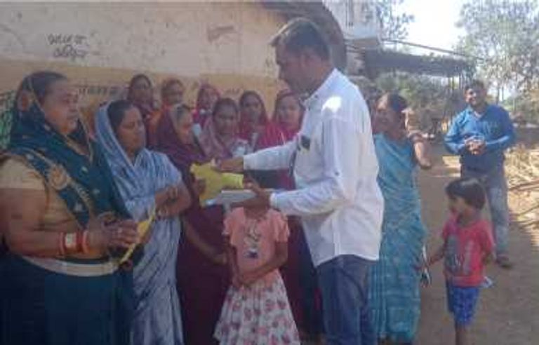 जनपद चुनाव में सुरेखा गणेश वर्मा का प्रचार तेज, भाजपा योजनाओं से मिल रहा समर्थन