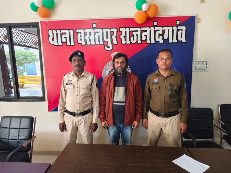 CG : शेयर मार्केट में रकम दोगुनी करने का झांसा, ₹82.50 लाख की ठगी करने वाला आरोपी गिरफ्तार