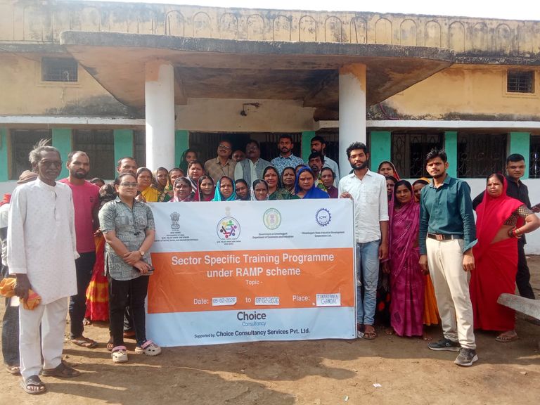 रैंप योजना अंतर्गत हथकरघा कंडरा केंद्र गंडई में सेक्टर स्पेसिफिक प्रशिक्षण सम्पन्न