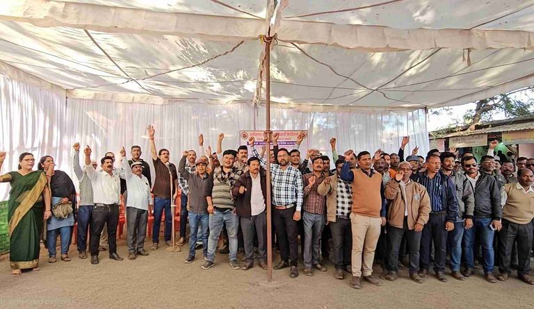 खैरागढ़. कर्मचारियों का बड़ा शक्ति प्रदर्शन कल, लंबित मांगों को लेकर जिला व ब्लॉक मुख्यालयों में जंगी प्रदर्शन, सरकार पर वादाखिलाफी का आरोप