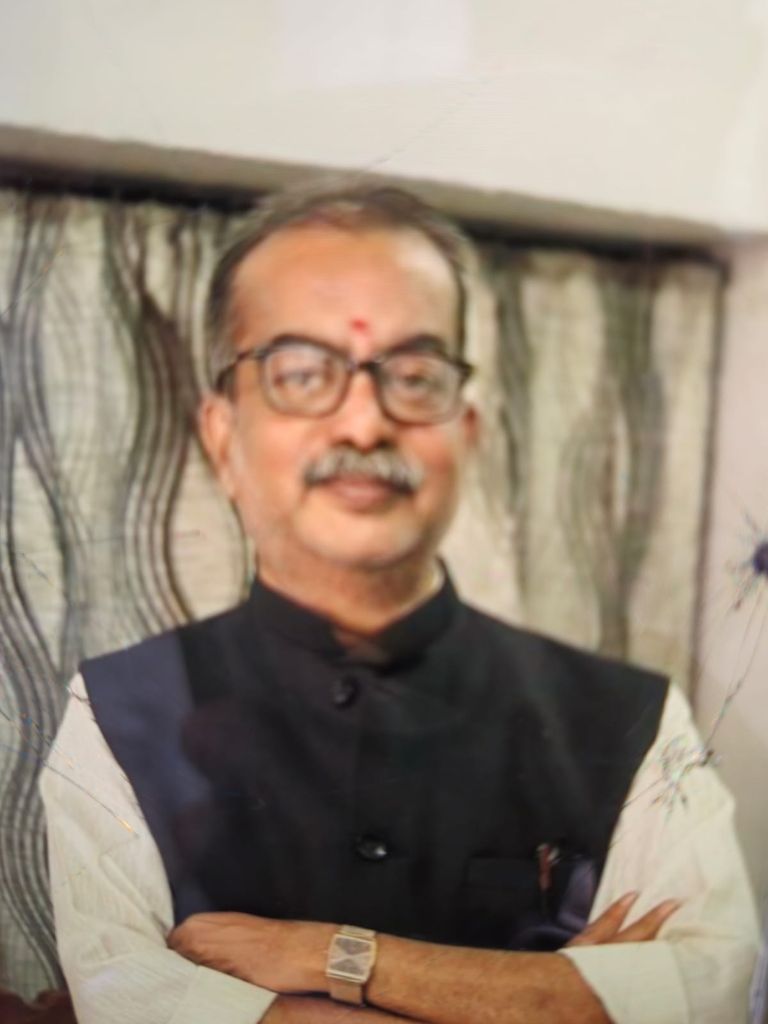 केसीजी में शिक्षा विभाग में बदलाव: डीईओ लाल जी द्विवेदी की सेवानिवृत्ति के बाद ये होंगे नए डीईओ