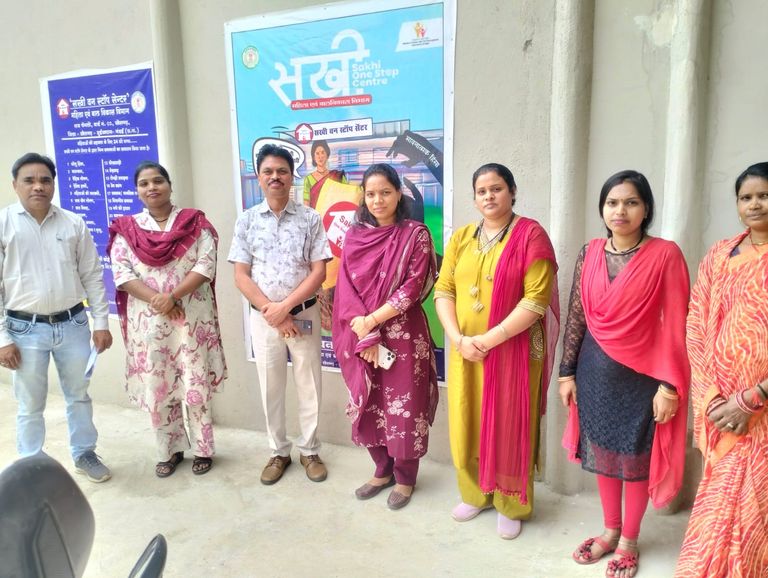 खैरागढ़. संकटग्रस्त महिलाओं को समयबद्ध सहायता पर जोर: संयुक्त कलेक्टर सुमनराज ने सखी वन स्टॉप सेंटर का किया निरीक्षण