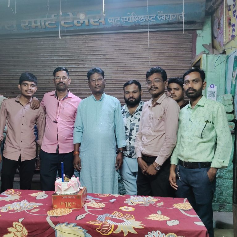 खैरागढ़. धूमधाम से मनाया गया शहर कांग्रेस अध्यक्ष डॉ. अरुण भारद्वाज का जन्मदिन, समर्थकों का उमड़ा जनसैलाब