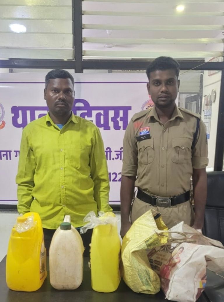 महुआ शराब बेचते एक आरोपी गिरफ्तार, 15 लीटर शराब जब्त